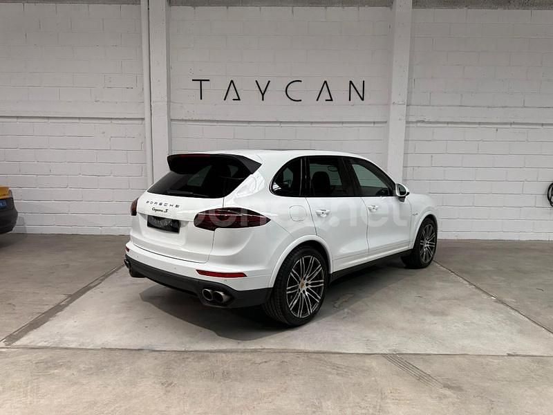 Usado Porsche Cayenne S E-Hybrid 416 CV (305 kW) 2015 Blanco SUV