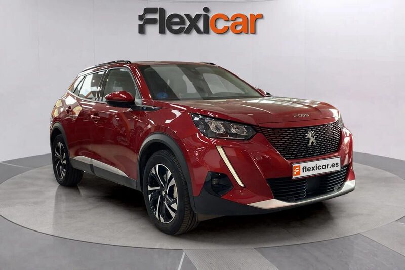 Rojo Usado 2021 Peugeot e-2008 Allure SUV | 14.390 € (Precio justo) - Imagen 1/4