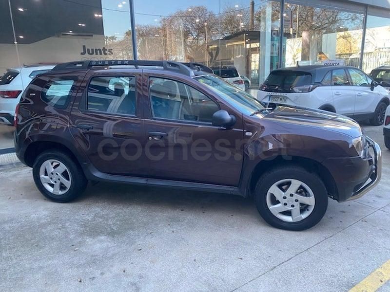Occasion Dacia Duster Ambiance 115 ch (84 kW) 2016 Violet SUV