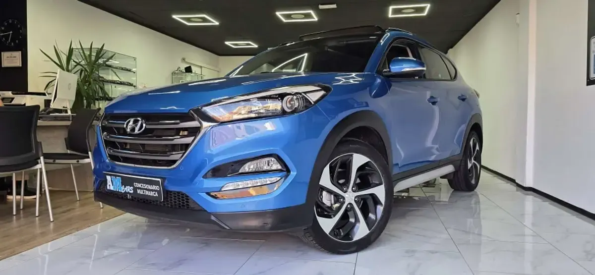Käytetty Hyundai Tucson 114 HP (83 kW) 2017 Sininen Katumaasturi