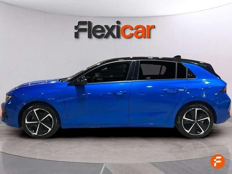 Usado Opel Astra 131 HP (96 kW) 2024 Azul Citadino