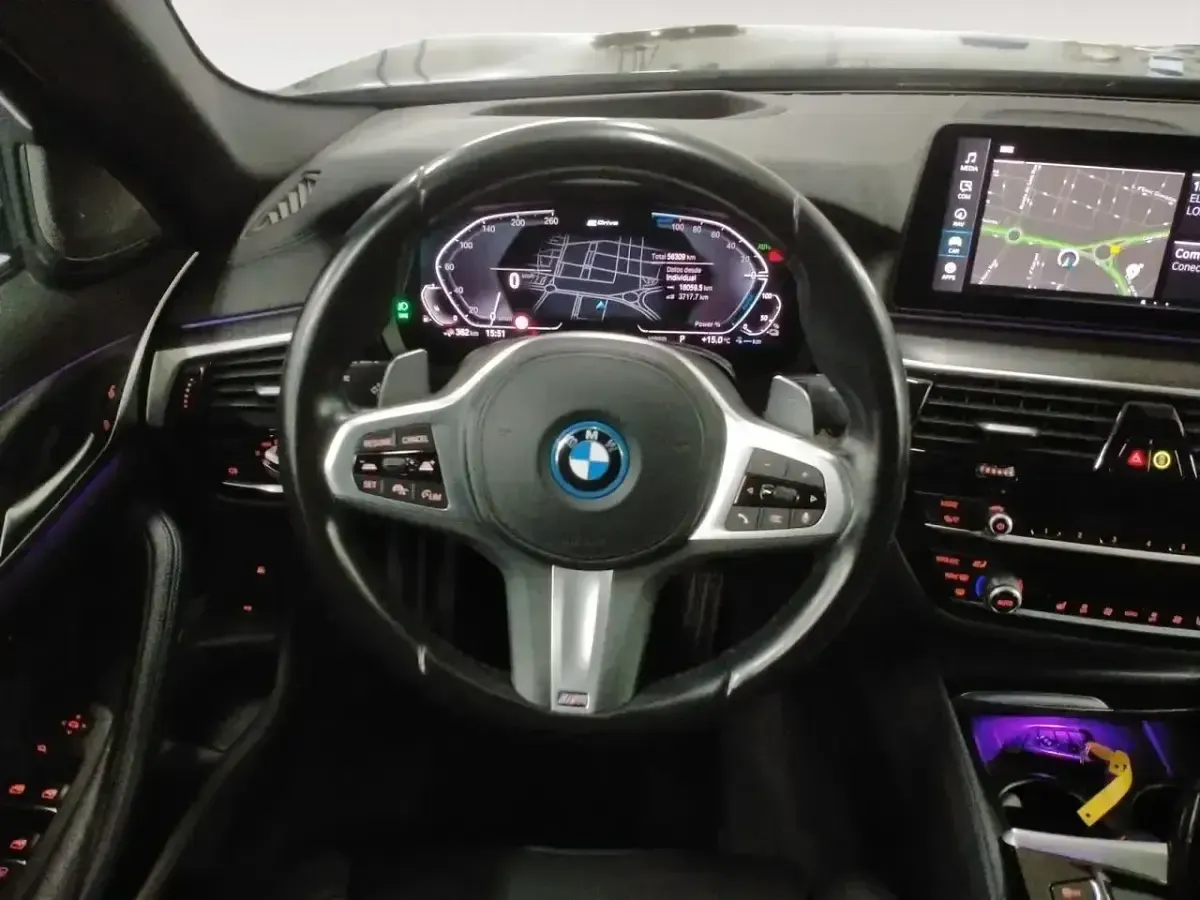 Usado BMW 530e M Sport 292 HP (214 kW) 2023 Preto Sedan