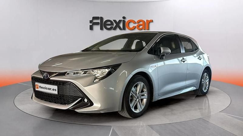 Usado Toyota Corolla Active 122 CV (89 kW) 2021 Gris Berlina