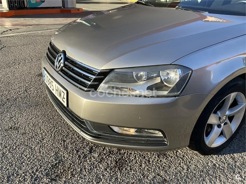 Usado VW Passat Edition 105 CV (77 kW) 2012 Beige Familiar