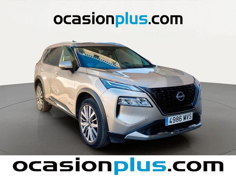 Usado Nissan X-Trail Tekna+ 213 HP (156 kW) 2024 Cinzento SUV