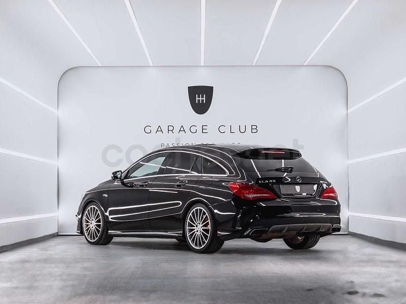 Usado Mercedes CLA45 AMG Shooting Brake AMG 381 CV (280 kW) 2015 Negro Familiar
