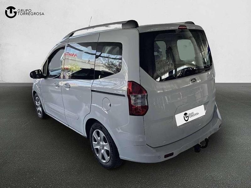Usado Ford Tourneo Trend 102 CV (75 kW) 2019 Blanco Van