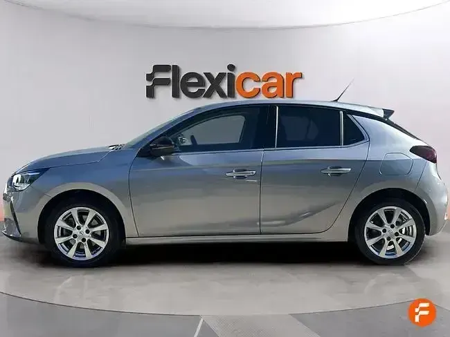 Usado Opel Corsa Elegance 100 CV (73 kW) 2020 Gris Utilitario