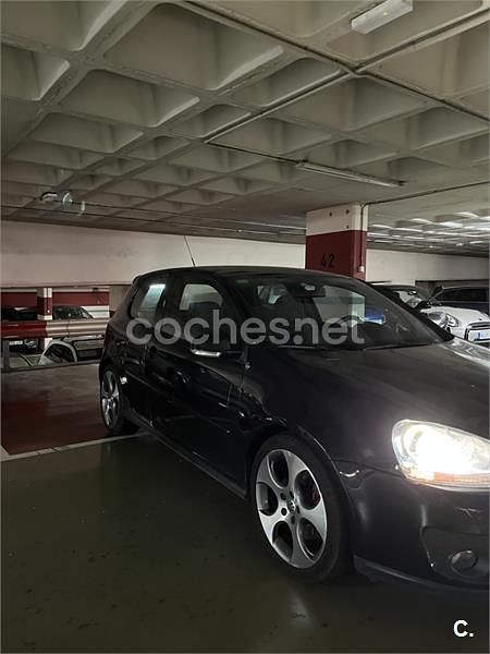 Usado VW Golf V GTI 200 CV (147 kW) 2007 Negro Berlina