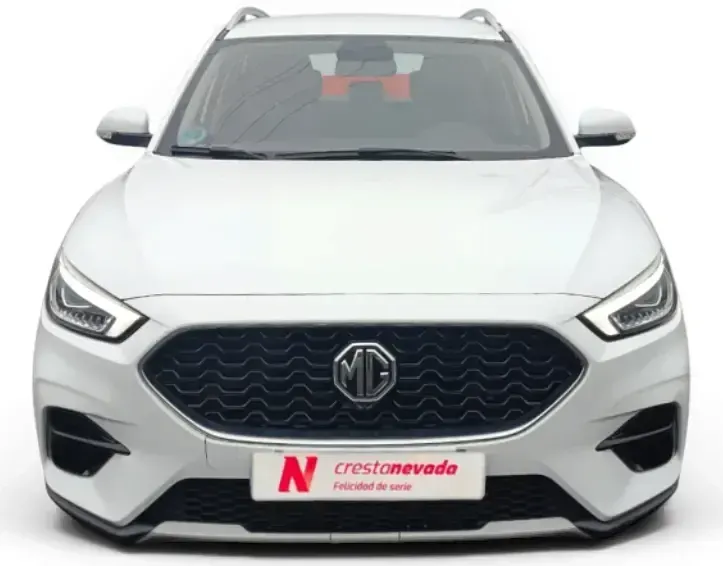 Usado MG ZS Luxury 111 CV (81 kW) 2022 Blanco SUV