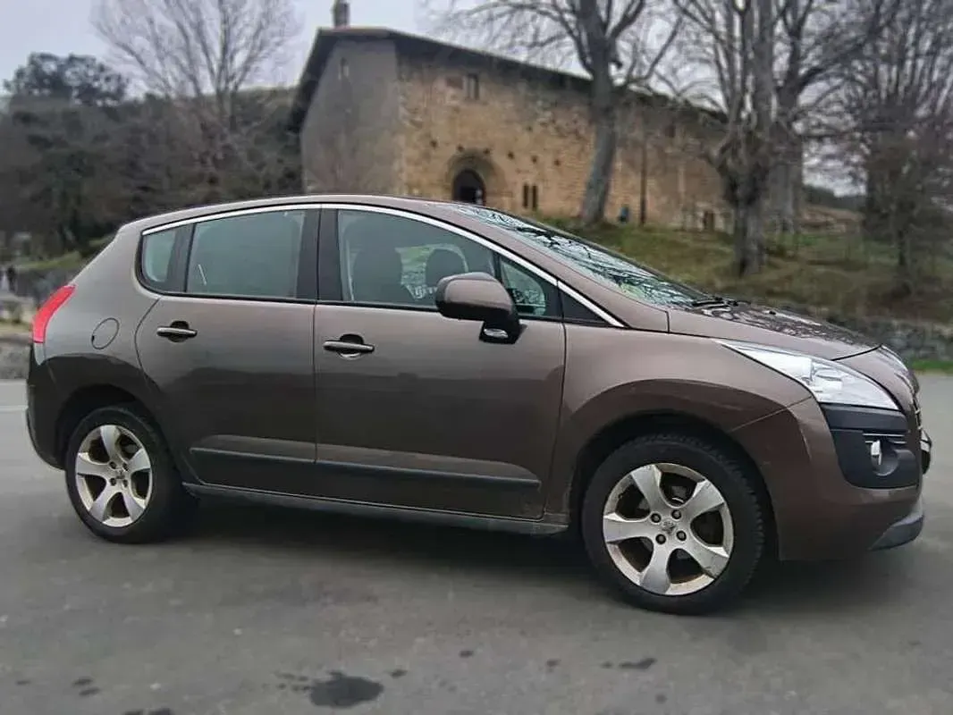 Brugt Peugeot 3008 Active 115 HK (84 kW) 2013 Brun Stationcar