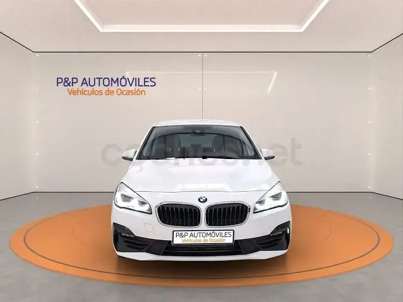 Usado BMW 218 Comfort Edition 150 CV (110 kW) 2021 Blanco Familiar