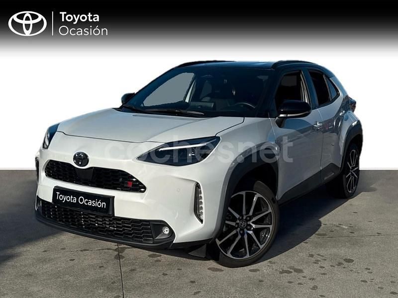 Gris / plata Usado 2024 Toyota Yaris Cross Sport SUV | 30.490 € - Imagen 1/4
