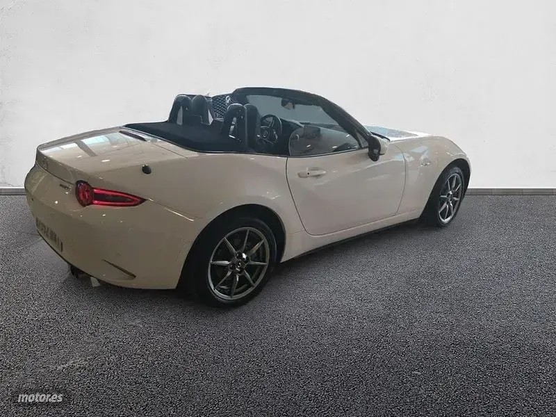 Usado Mazda MX5 132 CV (97 kW) 2024 Blanco Descapotable