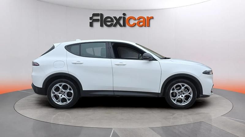 Usado Alfa Romeo Tonale Sprint 131 CV (96 kW) 2023 Blanco SUV