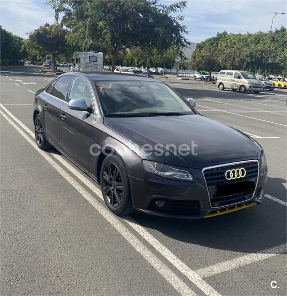 Usado Audi A4 S-Line 143 HP (105 kW) 2008 Cinzento Sedan