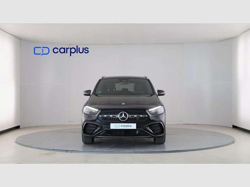 Usado Mercedes GLA200 150 CV (110 kW) 2024 Negro SUV