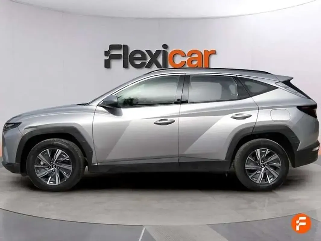 Usado Hyundai Tucson 136 CV (100 kW) 2022 Gris SUV