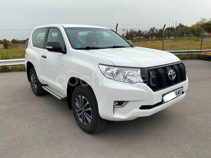 Usado Toyota Land Cruiser 177 CV (130 kW) 2018 Blanco SUV
