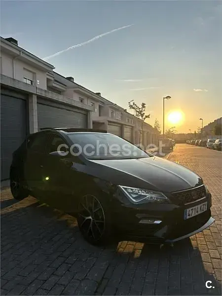 Usado Seat Leon CUPRA 290 CV (213 kW) 2019 Negro Berlina
