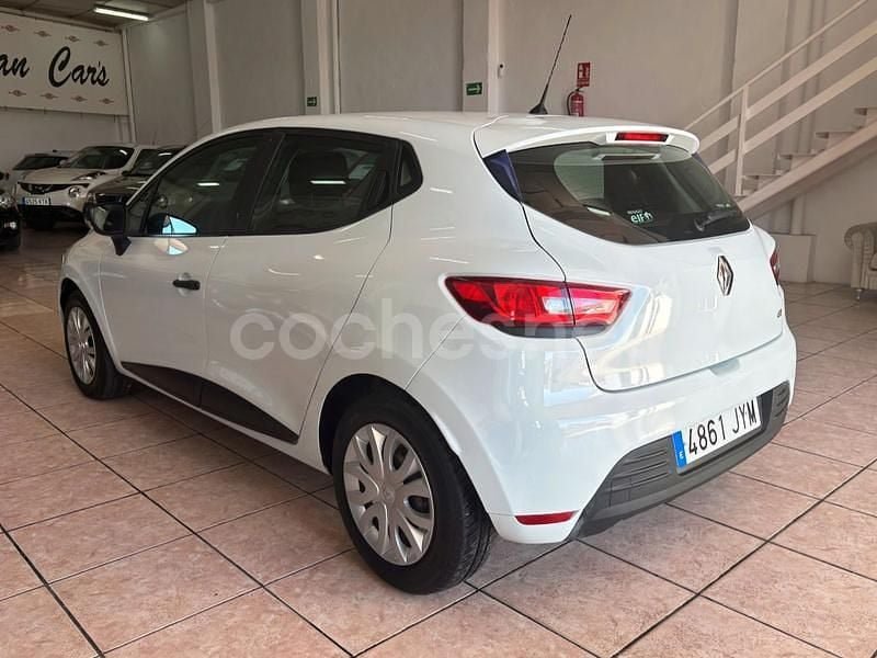 Usado Renault Clio IV LIMITED 75 CV (55 kW) 2017 Blanco Berlina