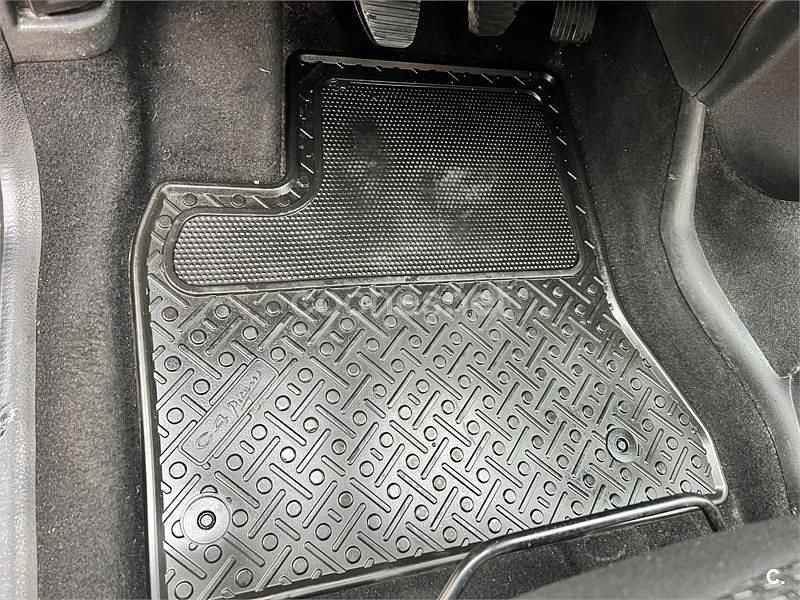 Usado Citroën Grand C4 Picasso Seduction 112 CV (82 kW) 2013 Gris / plata Monovolumen