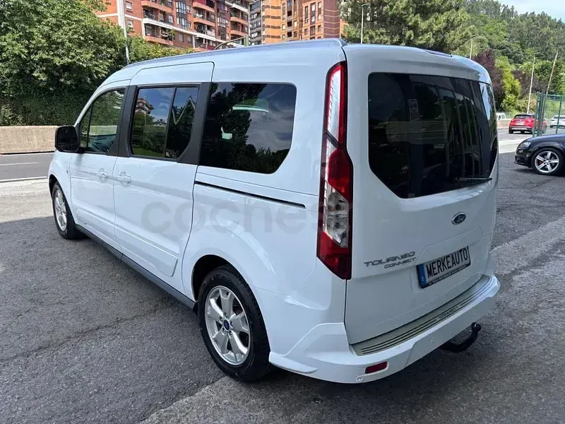 Usado Ford Tourneo Connect Titanium 120 CV (88 kW) 2016 Blanco Monovolumen