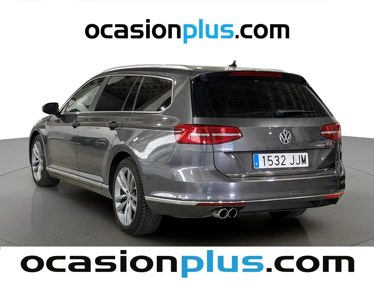 Usado VW Passat Sport 190 CV (139 kW) 2015 Gris Familiar