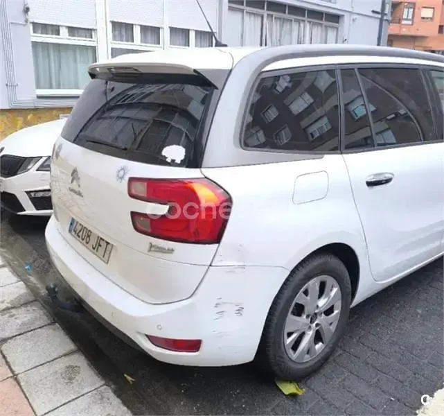 Usado Citroën Grand C4 Picasso Intensive 165 CV (121 kW) 2015 Blanco Monovolumen