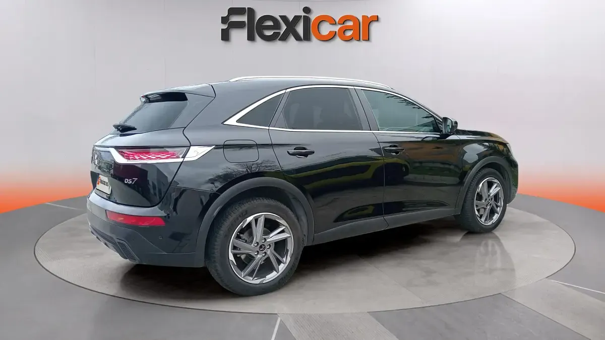 Usado DS Automobiles DS7 Crossback 179 CV (131 kW) 2022 Negro SUV