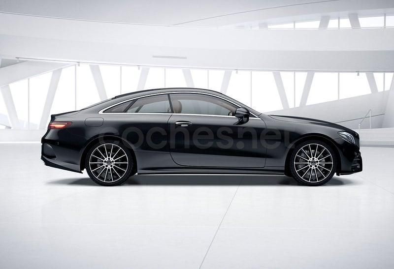 Usado Mercedes E300 AMG line 245 CV (180 kW) 2017 Negro Coupe