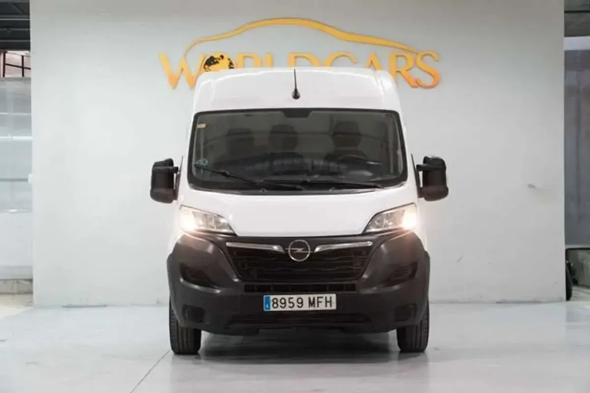 Usado Opel Movano 120 CV (88 kW) 2023 Blanco Van