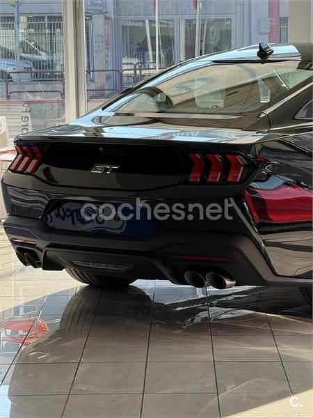 Usado Ford Mustang GT 450 CV (330 kW) 2024 Negro Coupe