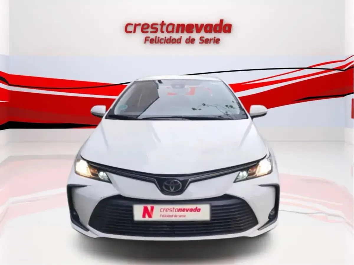 Usado Toyota Corolla Advance 125 CV (91 kW) 2023 Blanco Berlina