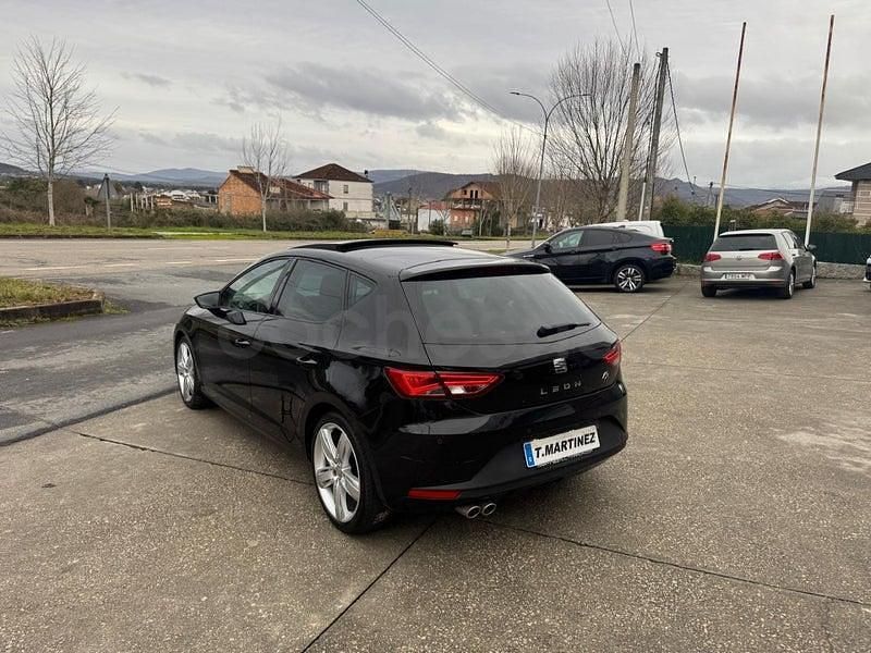 Usado Seat Leon FR 150 CV (110 kW) 2016 Negro Berlina