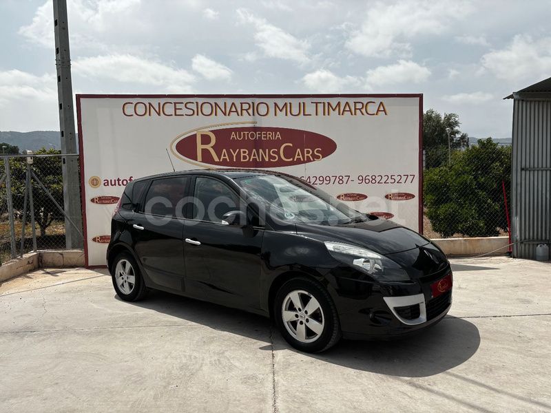 Negro Usado 2010 Renault Scénic III Dynamique Monovolumen | 7500 € (Precio justo) - Imagen 1/4