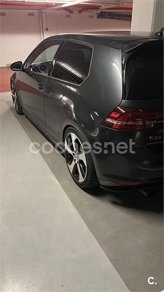 Usado VW Golf VII GTI 230 CV (169 kW) 2016 Negro Berlina