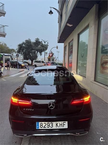 Usado Mercedes E220 194 CV (142 kW) 2018 Negro Coupe