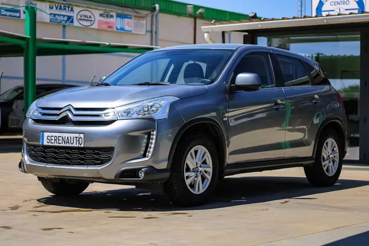 Usado Citroën C4 Aircross Exclusive 114 CV (83 kW) 2015 Gris SUV