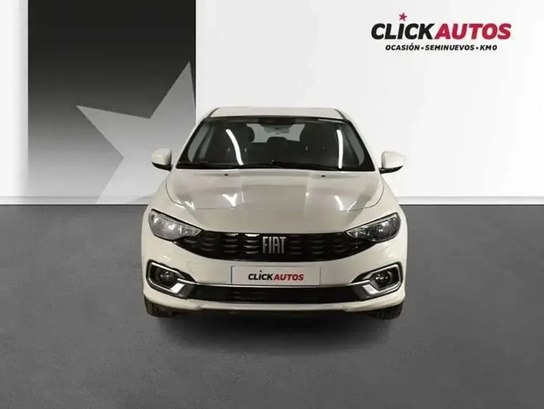 Usado Fiat Tipo City Life 99 CV (72 kW) 2023 Blanco Familiar