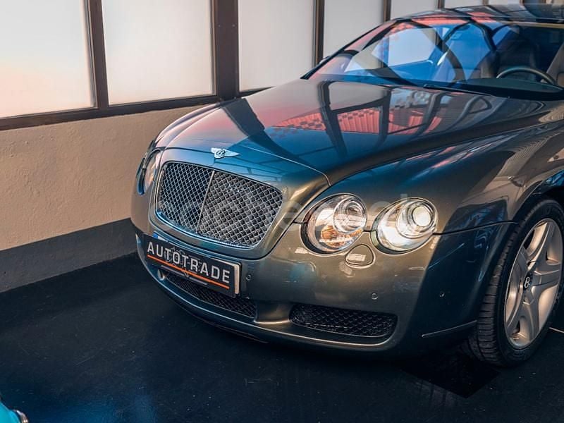 Usado Bentley Continental GT Mulliner 560 CV (411 kW) 2006 Gris Coupe