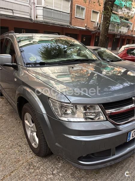 Usado Dodge Journey SXT 140 CV (102 kW) 2010 Gris / plata SUV