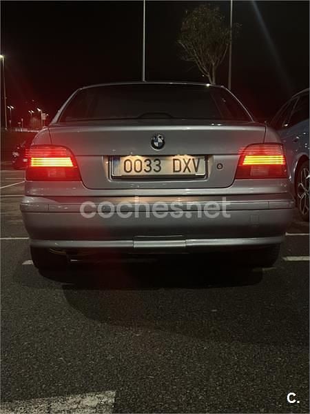 Usado BMW 530 193 CV (141 kW) 2004 Gris / plata Berlina