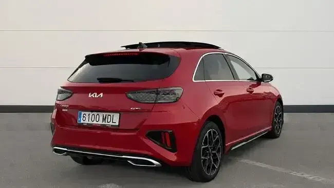 Usado Kia Ceed GT GT-Line 160 CV (117 kW) 2023 Rojo