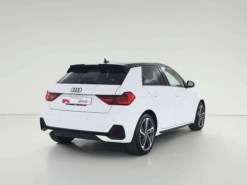 Usado Audi A1 Sportback Black Edition 116 CV (85 kW) 2025 Blanco Utilitario