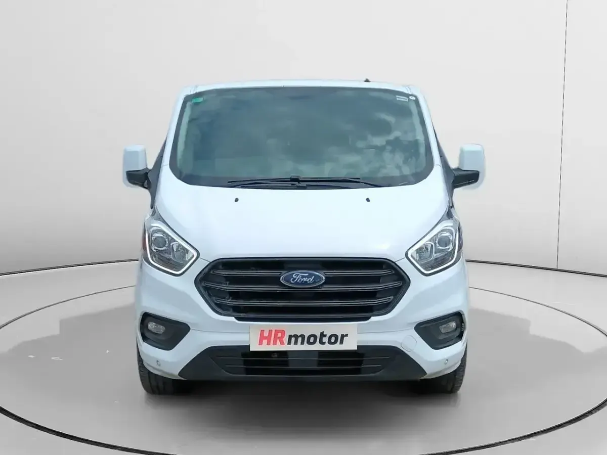 Usado Ford Transit Custom Trend 131 CV (96 kW) 2022 Blanco Berlina