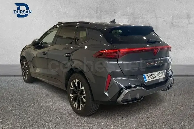 Usado Cupra Terramar 150 CV (110 kW) 2025 Gris / plata SUV