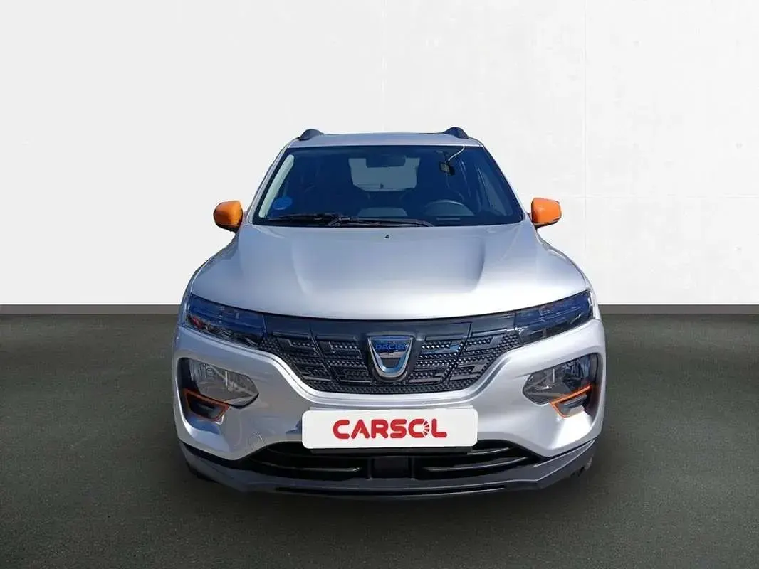 Usado Dacia Spring Comfort Plus 33 kW (45 CV) 2022 Blanco Utilitario