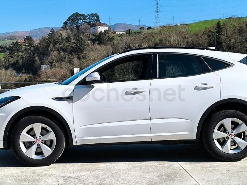 Usado Jaguar E-Pace R-Dynamic 150 CV (110 kW) 2020 Blanco SUV