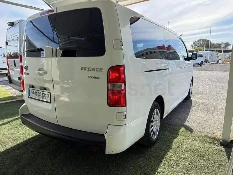 Usado Toyota Proace Verso Advance 120 CV (88 kW) 2020 Blanco Familiar